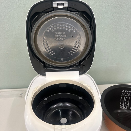 【引取】TOSHIBA IHジャー炊飯器 RC-10VRR 2021年製 5.5合炊き