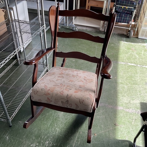 カリモク　ロッキングチェア　インテリアです★