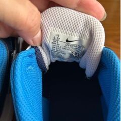 新品　試着のみ　ナイキ　ジュニアバスケットボールシューズの画像