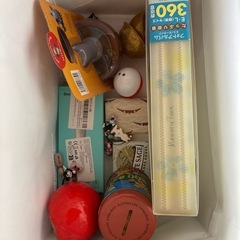 手編み帽子、ストール他雑貨類の画像