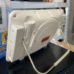 防水ポータブルDVDプレーヤー　9インチの画像