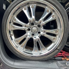 20インチホイール(ヴェルファイア)の画像