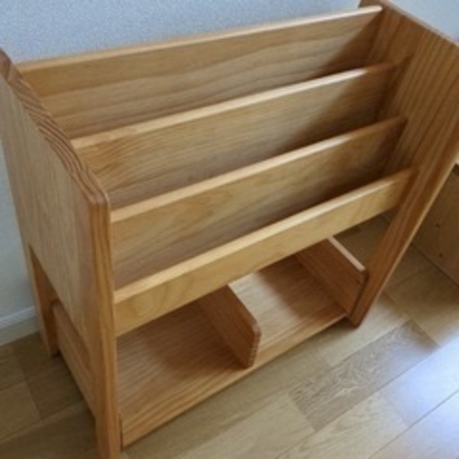 子供の絵本棚(オリーブシリーズ)