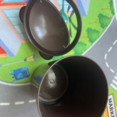 小さいゴミ箱の画像