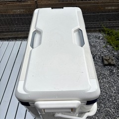 ダイワ　クーラーボックス３５Ｌ　発泡ウレタンモデルの画像