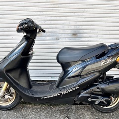 28. ライブディオZX 貴重な純正外装 全国配送OKの画像