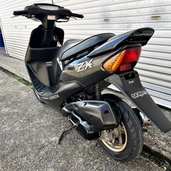 28. ライブディオZX 貴重な純正外装 全国配送OKの画像