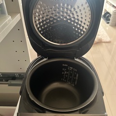 炊飯器の画像