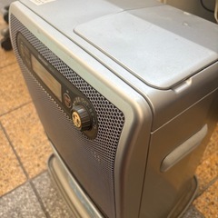 3.3L シャープ　石油ファンヒーターの画像