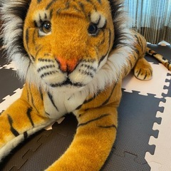 特大トラぬいぐるみの画像