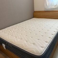 ニトリ　ベットフレーム　ダブルベッドの画像