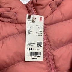 新品ユニクロ　アウター他　120サイズ　まとめ売り　女の子の画像