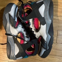 オリジナルカラー復刻激レアNike flight huarache 27cmの画像
