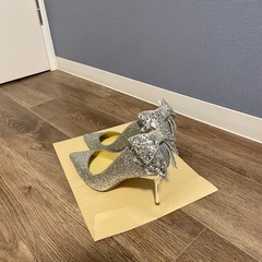 結婚式　キャバ　リボン シルバー　パンプス　25.5の画像