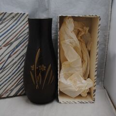 [1678] 木製 花瓶 ツボ  壺 茶色 軽量 フラワーベース 