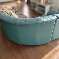 グリーンソファ【無料】の画像