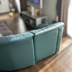 グリーンソファ【無料】の画像