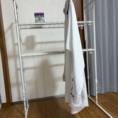 押入れ用収納ハンガーの画像