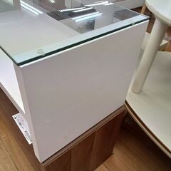 ★リユースのサカイつくば店★TK7178  ガラスローテーブル ホワイト H38×D40×W75 クリーニング済みの画像