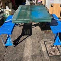 アウトドア用テーブル&チェア
の画像