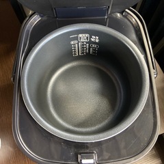 IRIS OHYAMA ５合炊飯器　2023年製の画像