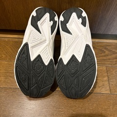 【受渡決定】瞬足 スニーカー 18㎝の画像