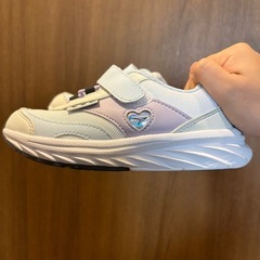 【受渡決定】瞬足 スニーカー 18㎝の画像