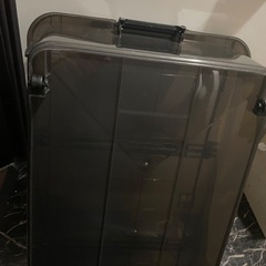 ベッド下　衣類収納ケース　※フタ破損ありの画像