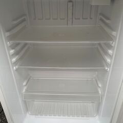 SANYO 冷蔵庫 SR-YM110 ホワイトの画像