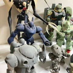 プラスチック製ロボットモデル 11体の画像