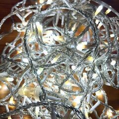 【B388】クリスマス装飾/防滴LEDライト/8パターン点灯/クリスマスツリー/スノードーム/サンタ/雑貨/キラキラ/イルミネーショ/ホワイトの画像