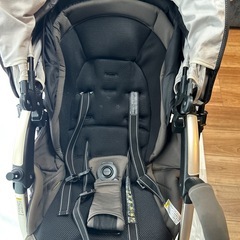 コンビ アンブレッタ 4キャス エッグショック UH
の画像