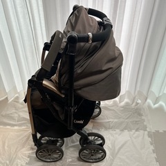 コンビ アンブレッタ 4キャス エッグショック UH
の画像