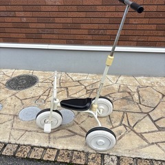 舵取り棒付き三輪車✨️の画像