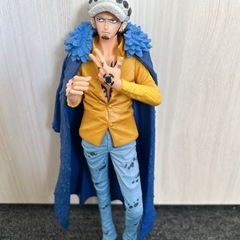 ワンピース トラファルガー・ロー フィギュアの画像