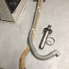 北海道旭川市発直接引渡し限定品 SUNPOT サンポット ハイブリッドカベック FF式 石油ストーブ FFR-7011RF Q 2018年製 通電動作OK 中古 現状品 の画像