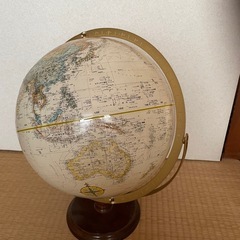 受取待ち地球儀の画像