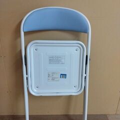 パイプ椅子の画像