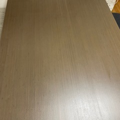 食卓テーブルの画像