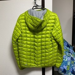 [引取者決定]ユニクロ　ダウンジャケット メンズMの画像