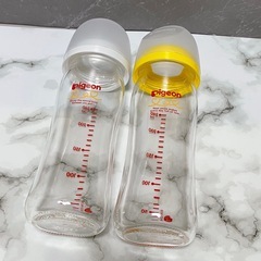 Pigeon 哺乳瓶&乳首 まとめ売り
の画像