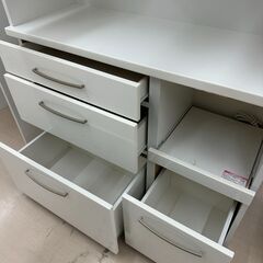 【ジャングルジャングル和歌山店】【Wa3220】食器棚　リユースショップ リサイクルショップ 中古家具 中古家電 中古自転車 古着 冷蔵庫 洗濯機 エアコン 電子レンジ テレビ オフィス家具 ヴィンテージ アンティーク 和歌山市 岩出市 海南市 岬町 和歌山 大阪の画像