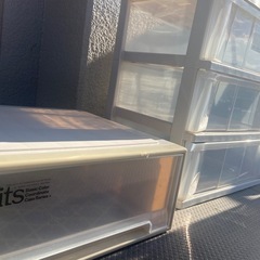 【お話し中
】収納ケース2点セットの画像