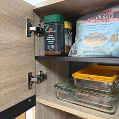 食器棚　キッチンボード　幅79高さ175.3奥行き41の画像