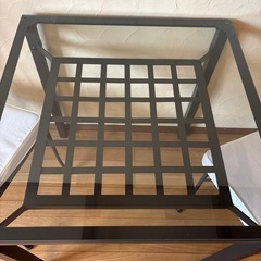 IKEAガラステーブルセットの画像