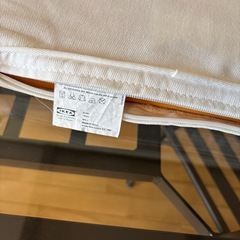 IKEAガラステーブルセットの画像