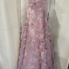 ウェディングドレスの画像