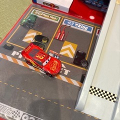 トミカ　パノラマケース　収納　遊び　カーズの画像