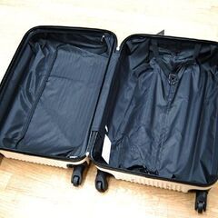 ② 新品 HUNDRED 軽量 バイカラー キャリーケース Mサイズ 63L ベージュ MCR-001 ハードケース スーツケース 旅行かばん キャスター付き 札幌市 清田区 平岡の画像