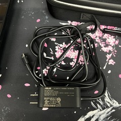 ASUS ROG Ally X 1TB / 24GB RAM 保護ケース・ガラスフィルム・グリップ・充電器・元箱付き 美品✨の画像